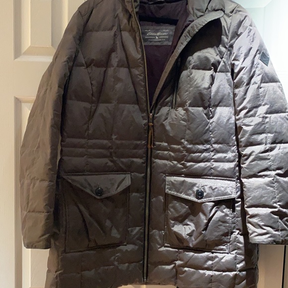 Eddie Bauer Brown thigh length fiber fill coat.XL. - Picture 2 of 3